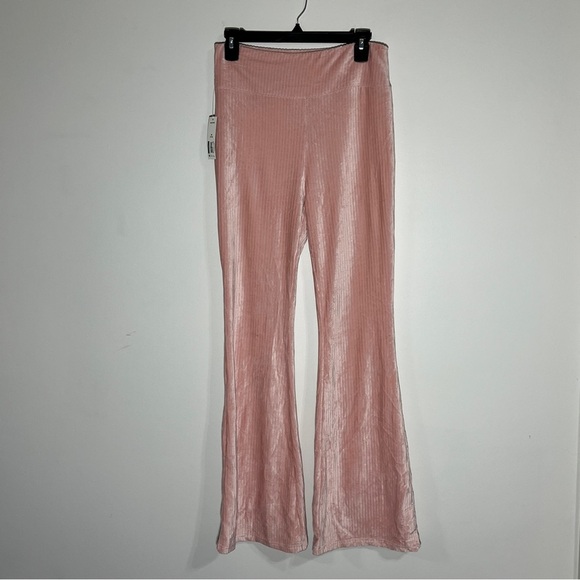 NO BOUNDARIES Junior Pants High Rise Flare Soft Corduroy Pink Size M (7/8) NWT - Picture 2 of 11
